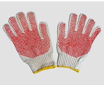Găng tay len phủ hạt nhựa: Găng tay được dệt sợi kim 7, bên trên phủ lớp hạt nhựa PVC có tác dụng chống trơn, tăng độ bền, độ bám cho găng tay.Bảo vệ đôi tay bạn an toàn trong quá trình lao động.