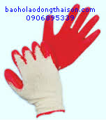 găng tay tráng cao su màu đỏ
dùng để bốc vác, cầm nắm các vật sắc nhọn